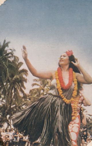 Hawaii,  Pu - 1945; Hula Dancer