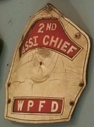 Vintage Cairns & Bros Fireman Fire Helmet Leather Badge " 2nd Asst Chief Wpfd "