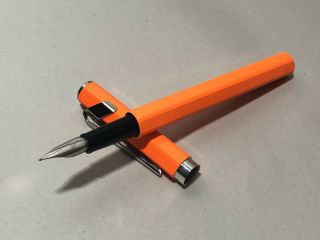 Caran D’ache 849 Fountain Pen - Fluorescent Orange - Medium Point Ca - 840030