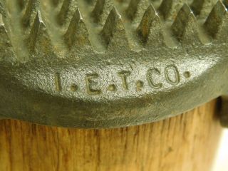 Vintage rare I.  E.  T.  CO.  3 Lb.  oak meat tenderizer mallet combo 3
