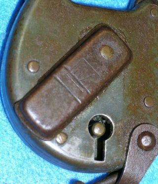 Patent 1915 MILLER LOCK CO Unmarked RR SWITCH PADLOCK 3