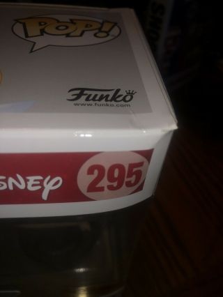 Funko Pop Disney Treasures And Hottopic Tinkerbell And Peter Pan