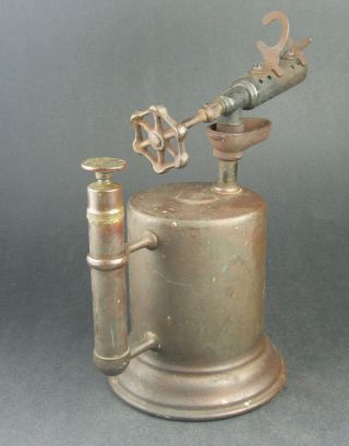 Vintage Blowtorch Hot Blast No.  215,  The Turner Brass Sycamores Ill U.  S.  A.