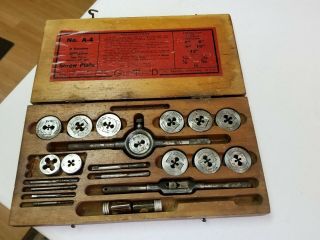 G.  T.  & D.  Co.  Greenfield A - 4 Tap And Die Set In Wood Case Little Giant