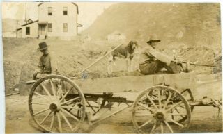 C1910s Photo Colorado Somerset 2 Men Buckboard Wagon Hound Dog House View