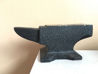 Vintage Heavy Cast Iron Blacksmith / Gunsmith Work Bench Anvil Metal