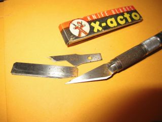 VINTAGE GOOD QUALITY RAZOR KNIFE CRAFT KNIFE W/ X - ACTO BLADES GOOD COND. 2