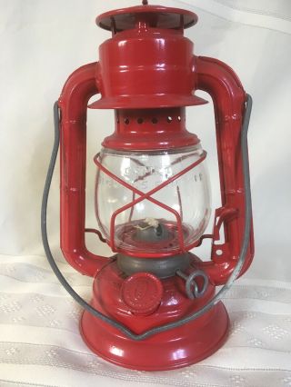 Red Tin Metal Glass Chimney Oil Kerosene Lamp Lantern