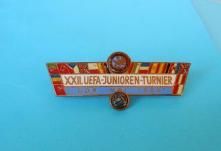UEFA EUROPEAN UNDER - 19 CHAMPIONSHIP 1969 Germany football soccer large pin badge 2