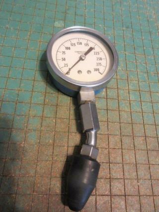 Vintage 0 - 300 Lbs Piston Compression Gauge Tester Small Engine Repair