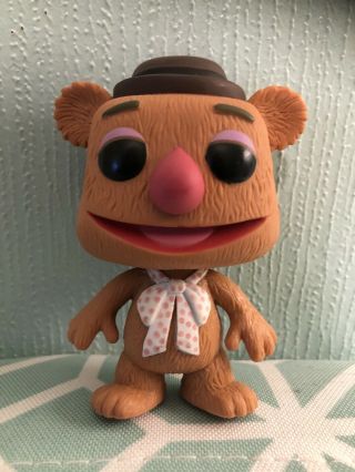 Funko Pop Fozzie Bear Muppets No Box Vaulted Rare Waka Waka