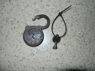 Vintage Wm Enders Oak Leaf Six Lever Lock With Key