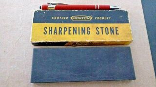 Vintage (1953) Norton Hard Sharpening Oil Stone In The Box