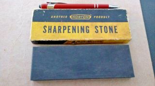 Vintage (1953) Norton Hard Sharpening Oil Stone in the BOX 6