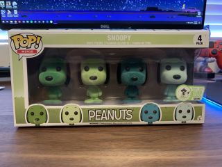 Funko Pop Emerald City Comic Con Peanuts Snoopy Flocked 4 Pack 500pcs Eccc