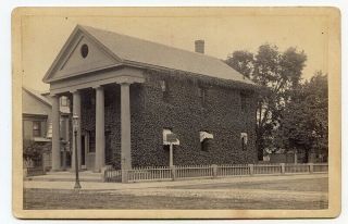 C1888 Cab Card Of Large Ivy Covered Building On Lexington St.