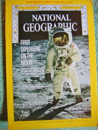 Rare 1969 National Geographic Featuring Apollo 11