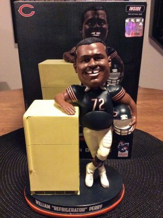 Forever Collectibles Chicago Bears William “The Refridgerator” Perry Bobblehead 2