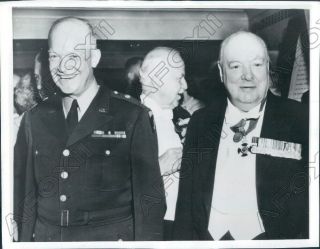 General Dwight D Eisenhower & British Pm Winston Churchill Press Photo