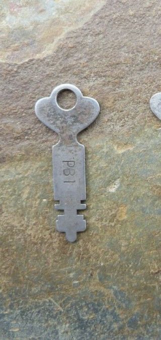 Antique Flat Steel Key Corbin Cabinet Lock Co Pb1 Corbin Key P B1 1 - 3/4 "