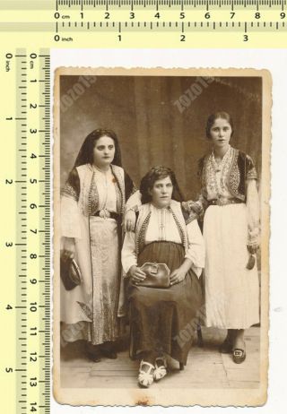 Three Females Women And Girl In National Costume Old Photo Snapshot