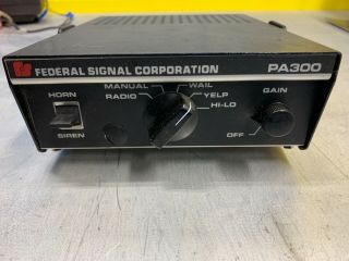 Vintage Federal Signal Corporation Pa 300 Siren/horn/pa And Motorola Speaker