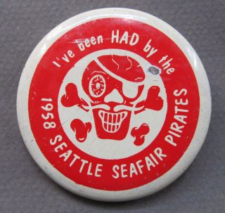 Scarce 1958 Seattle Seafair Pirates Hydroplane Race Boat Pinback Button
