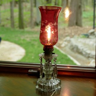 Vintage Cut Crystal Glass Prism Electric Boudoir Lamp Cranberry Flash Hurricane