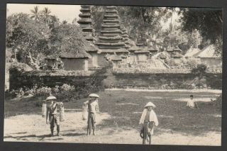 Postcard Indonesia Early View Of Village Life And Pagodas Rp