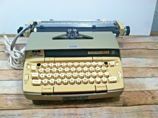 Vintage Smith Corona Electra 120 Electric Typewriter W/ Case -