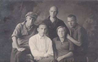 1930 Handsome Young Men Workers Woman Friends Old Fashion Russian Soviet Photo