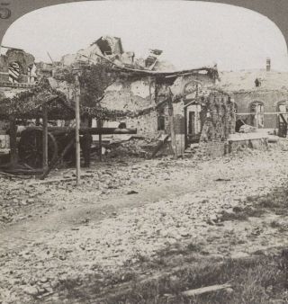 Ww1.  British Artillery Field Gun In A Ruined Flanders Town.  Vintage Stereoview