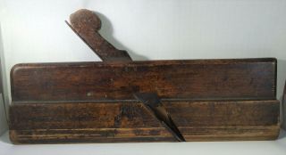 Antique Tool 18th C? Wooden Molding V Groove Plane Flat Chamfers Round Wedge
