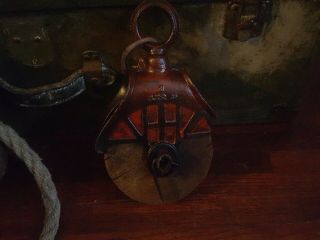 Antique Vintage MYERS CO Wood and Iron Barn Pulley,  Block and Tackle H322 5