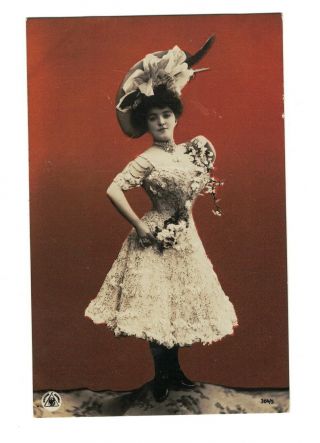 Mc3015 Mode,  Fashion 1910 Woman In Lace Dress,  Npg Photo
