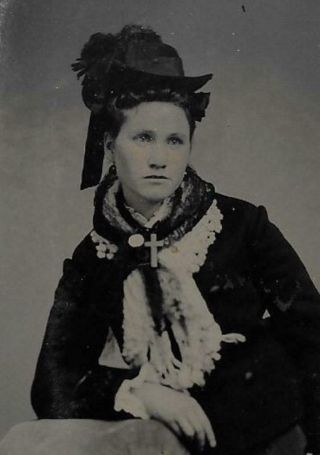 Tintype Photo T1020 Woman In Black Dress Wearing Brimmed Hat Posing W/ Cross