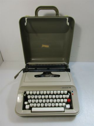 Vintage Underwood 319 Portable Typewriter W/ Case