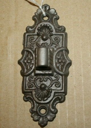 Antique Cast Iron Oil Lamp Wall Bracket 9