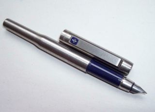 Vintage 1984 Parker 25 Fountain Pen Brushed Steel With Blue Trim