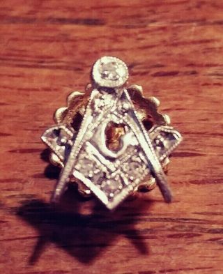 Freemasonry " Past Master " Mason Lapel Pin 14k 4 Diamonds