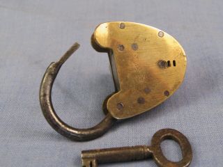 BRASS PADLOCK VR VICTORIAN ANTIQUE GATE DOOR SHED PATENT LOCK WITH KEY 3