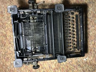 Antique/Vintage Royal Typewriter Model 10 1930’s 6