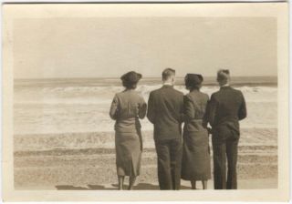 1930s Two Well - Dressed Couples At The Beach With Backs To The Camera Snapshot