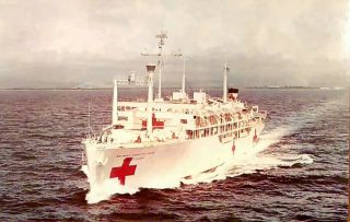 Vintage Naval Postcard - U.  S.  S.  Sanctuary Ah - 17 Hospital Ship Underway View