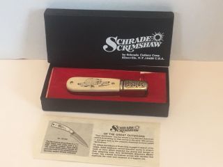 Vintage Schrade U.  S.  A.  Sc506 Barlow Pattern Knife With Scrimshaw Handles Raccoon