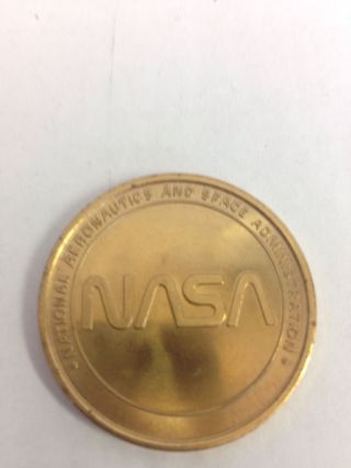 Rare NASA Coin from 1969? Apollo 11 1st Manned Lunar Landing 2