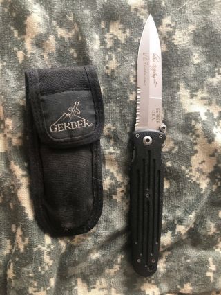 Gerber Combat Folder Applegate - Fairbairn Pocket Knife.