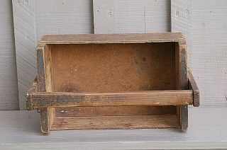 Vintage Primitive Carpenter ' s Wooden Tool Box Caddy Tote Rustic Wood Decor 7
