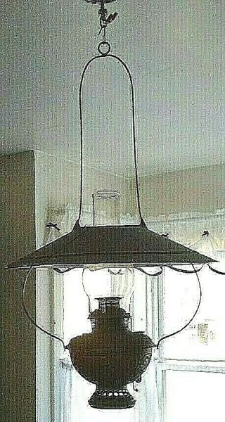 ANTIQUE B & H HANGING OIL LAMP COUNTRY STORE FONT,  SHADE,  FRAME FLAME SPREADER 5