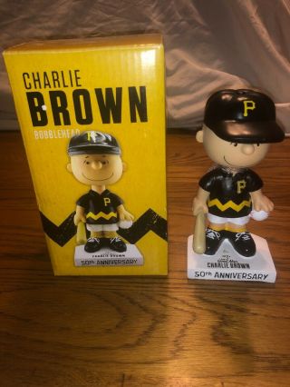 Nib Sga Charlie Brown Black Jersey Pittsburgh Pirates Bobble Head Bobblehead 50